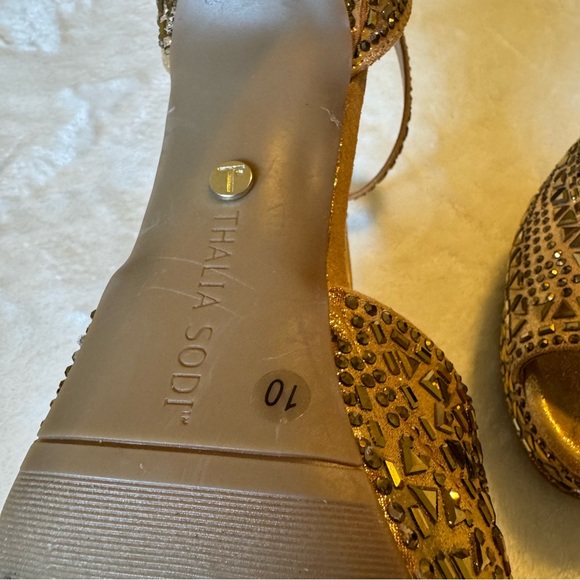 THALIA SODI Chacey Gold Bronze Zippered Platform Heels womens size 10M - Picture 5 of 14